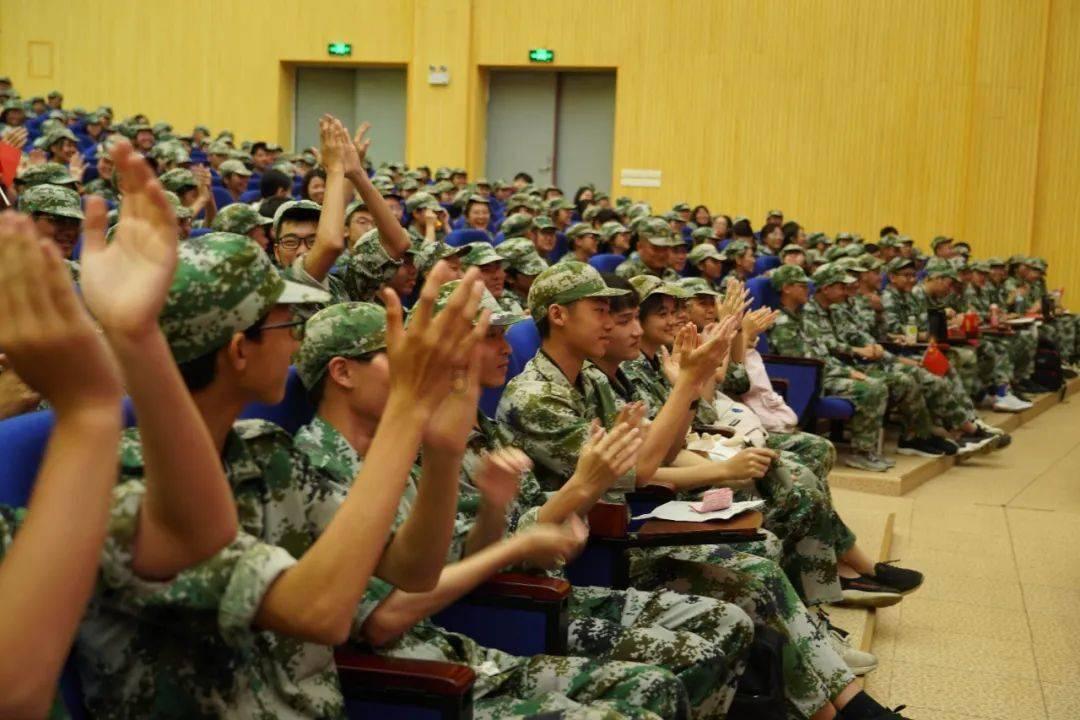 史上最贱小游戏之足球